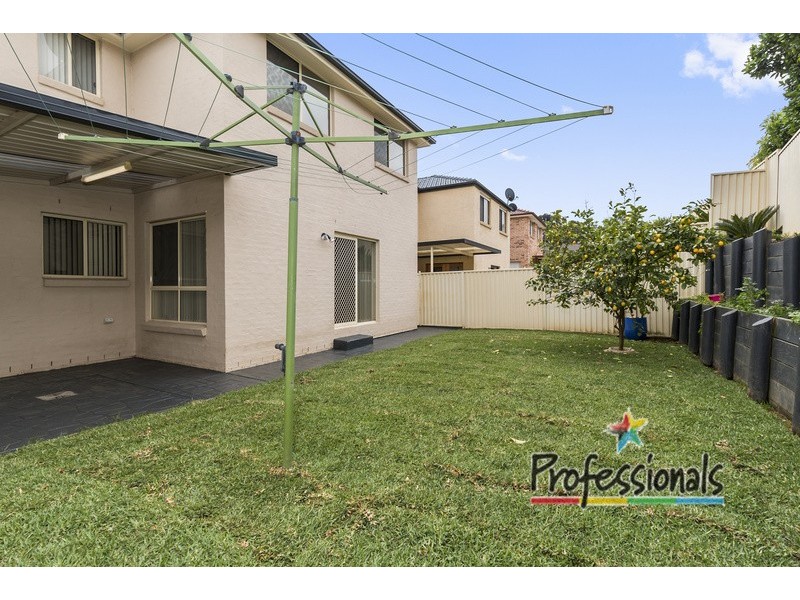 13 Perina Close, Casula NSW 2170