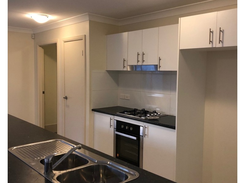 58 Jubilee Circuit, Rosemeadow NSW 2560