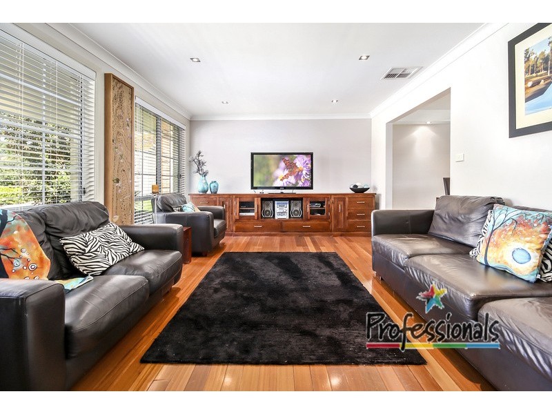 14 Rabett Crescent, Horningsea Park NSW 2171