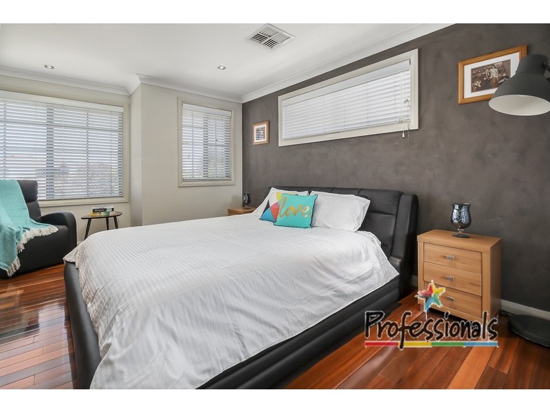 14 Rabett Crescent, Horningsea Park NSW 2171