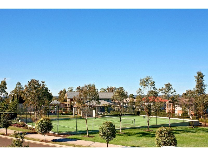 34 Atlantic Boulevard, Glenfield NSW 2167