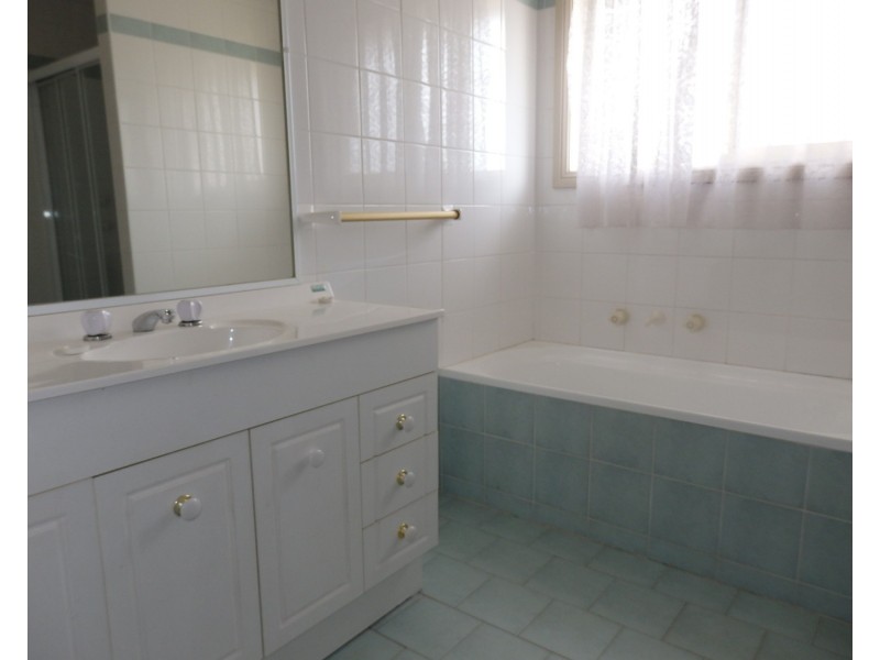 16 Trainer Avenue, Casula NSW 2170