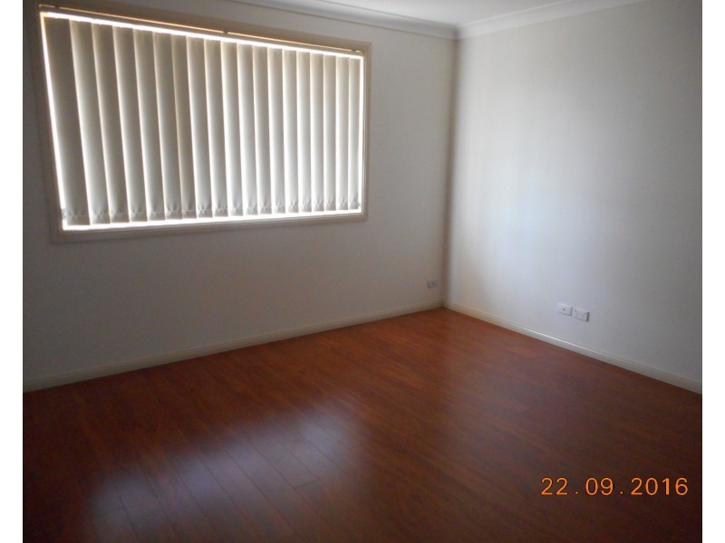 16 Trainer Avenue, Casula NSW 2170