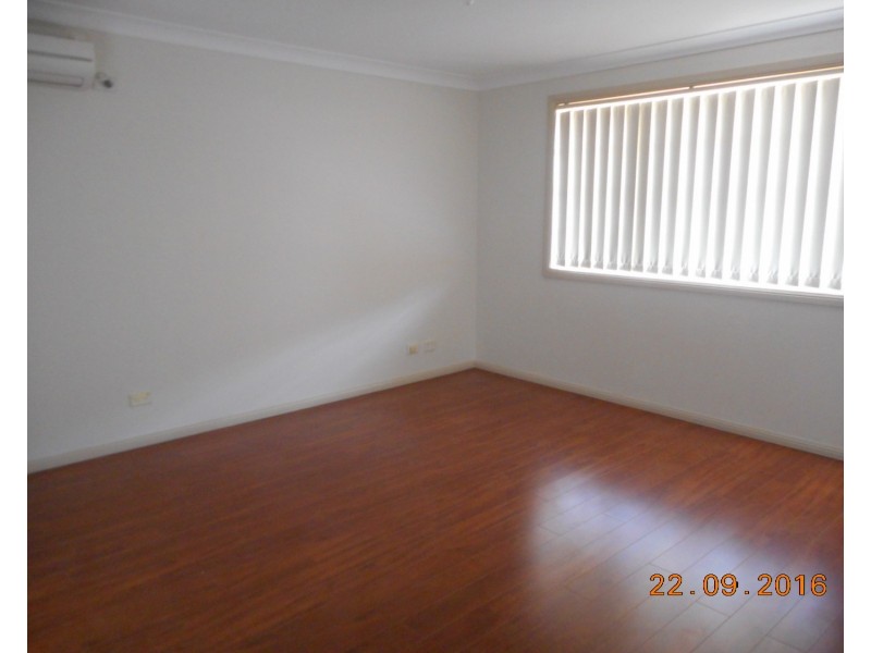 16 Trainer Avenue, Casula NSW 2170
