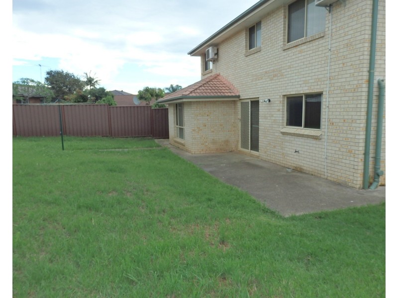 16 Trainer Avenue, Casula NSW 2170