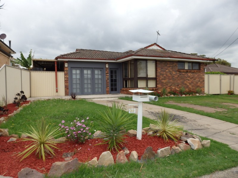 23 Brisbane Avenue, Lurnea NSW 2170