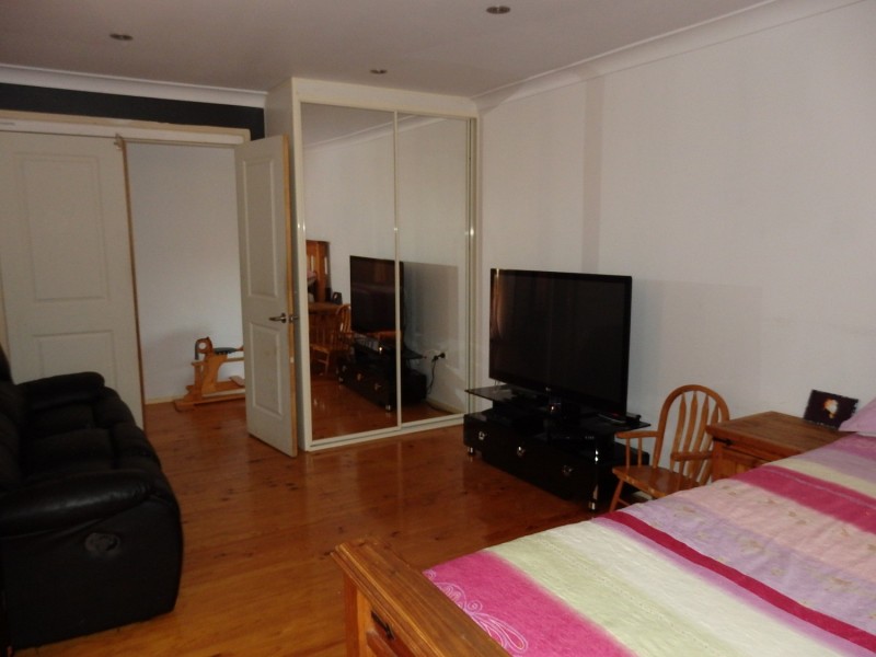 23 Brisbane Avenue, Lurnea NSW 2170