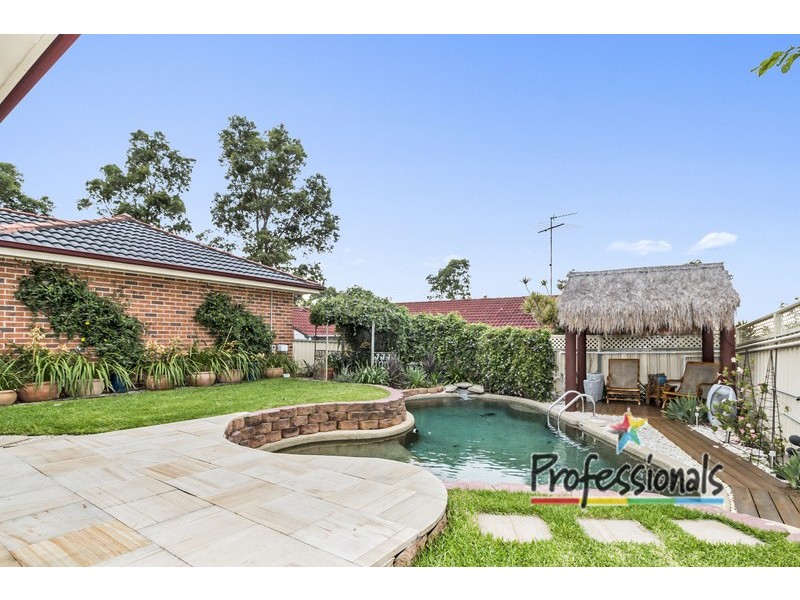 22 Sidney Place, Casula NSW 2170