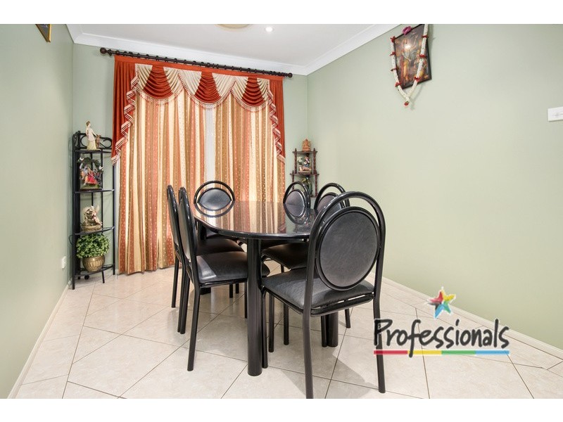 22 Foxgrove Avenue, Casula NSW 2170