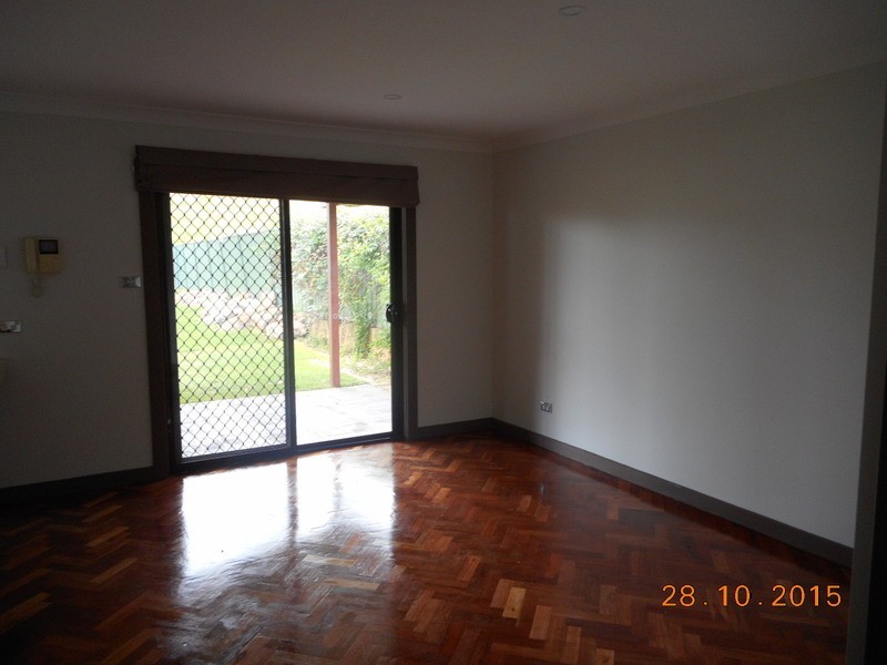 21 Wattle Road, Casula NSW 2170