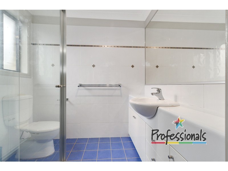 2B Juniper Place, Prestons NSW 2170