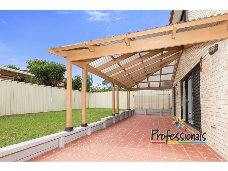 2B Juniper Place, Prestons NSW 2170