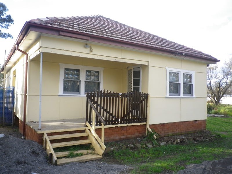 229 Fifth Avenue, Austral NSW 2179