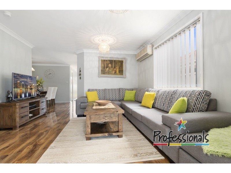 1/27 Narooma Drive, Prestons NSW 2170