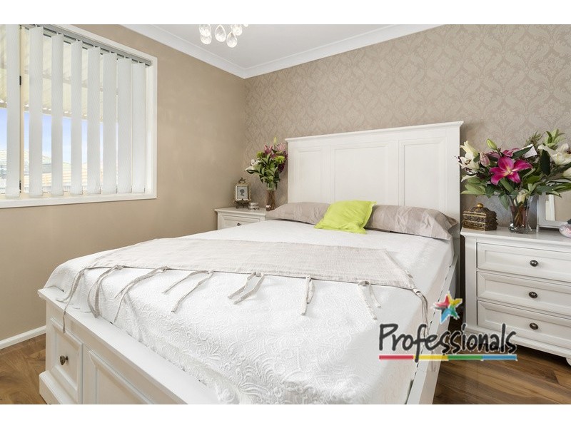 1/27 Narooma Drive, Prestons NSW 2170