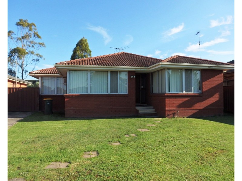 13 Acacia Avenue, Prestons NSW 2170