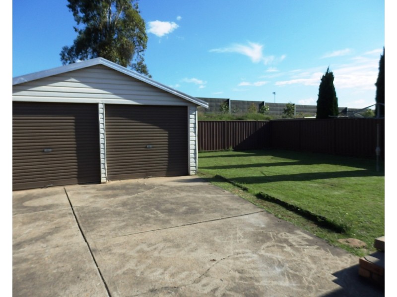 13 Acacia Avenue, Prestons NSW 2170