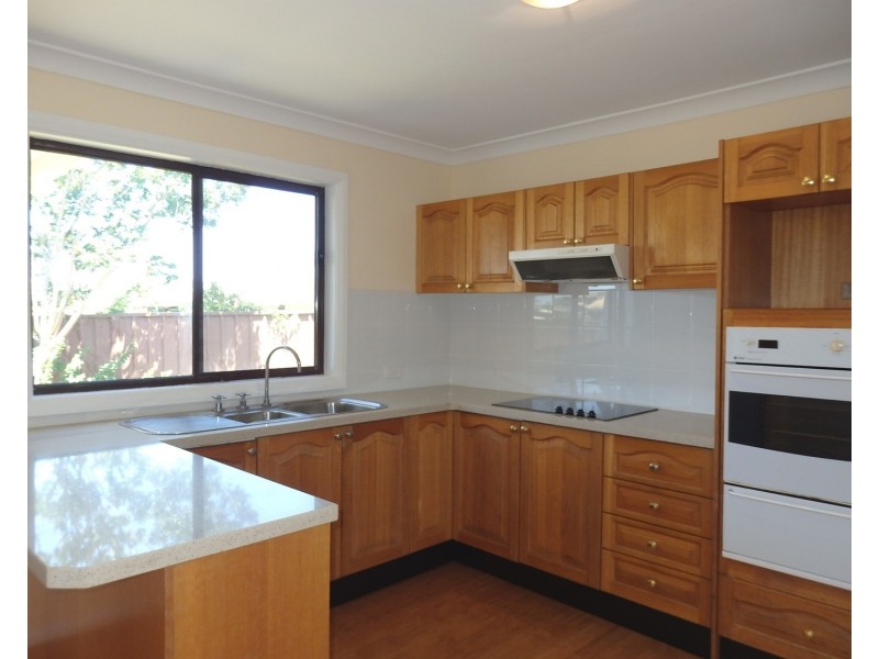 42A Holland Crescent, Casula NSW 2170