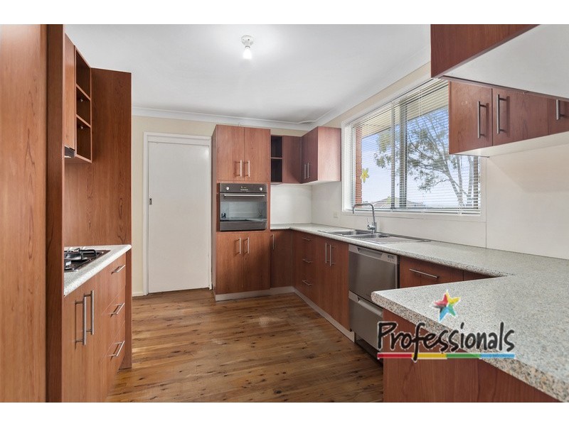 11 Westchester Avenue, Casula NSW 2170