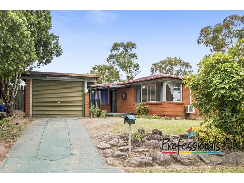 11 Westchester Avenue, Casula NSW 2170
