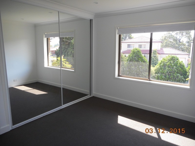 5 Tallowood Avenue, Casula NSW 2170