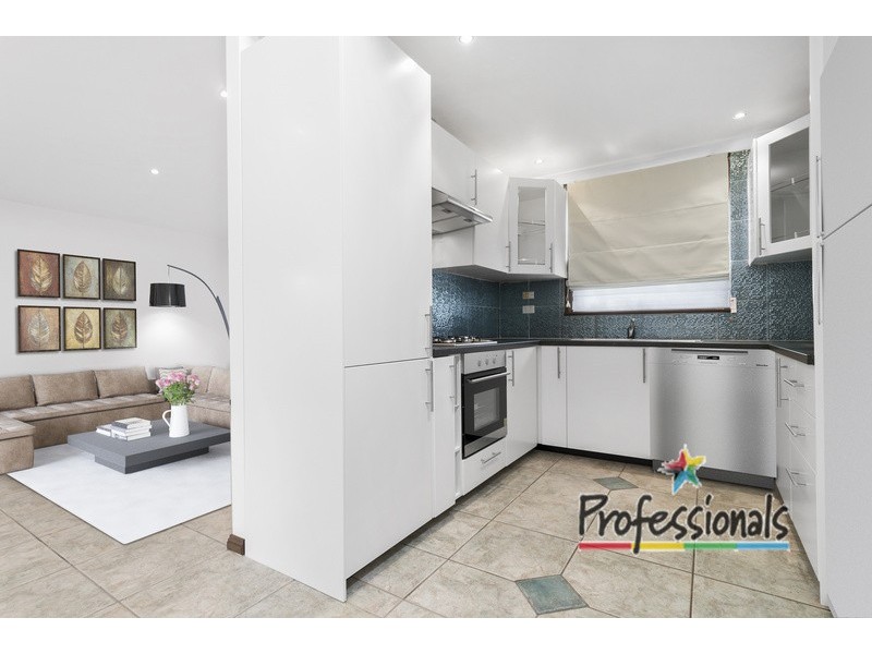 5 Keller Place, Casula NSW 2170