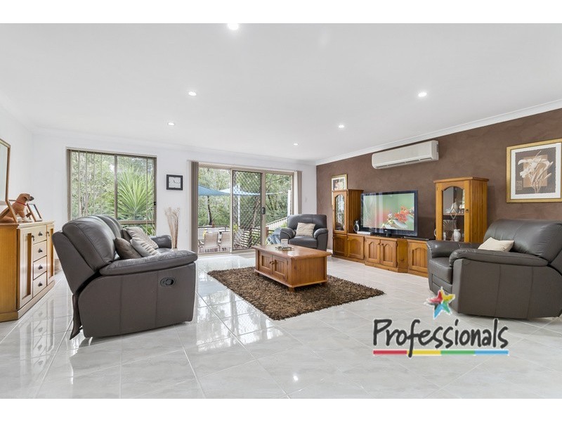 139 Kendall Drive, Casula NSW 2170