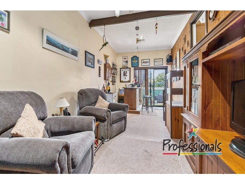 32 Jacaranda Crescent, Casula NSW 2170