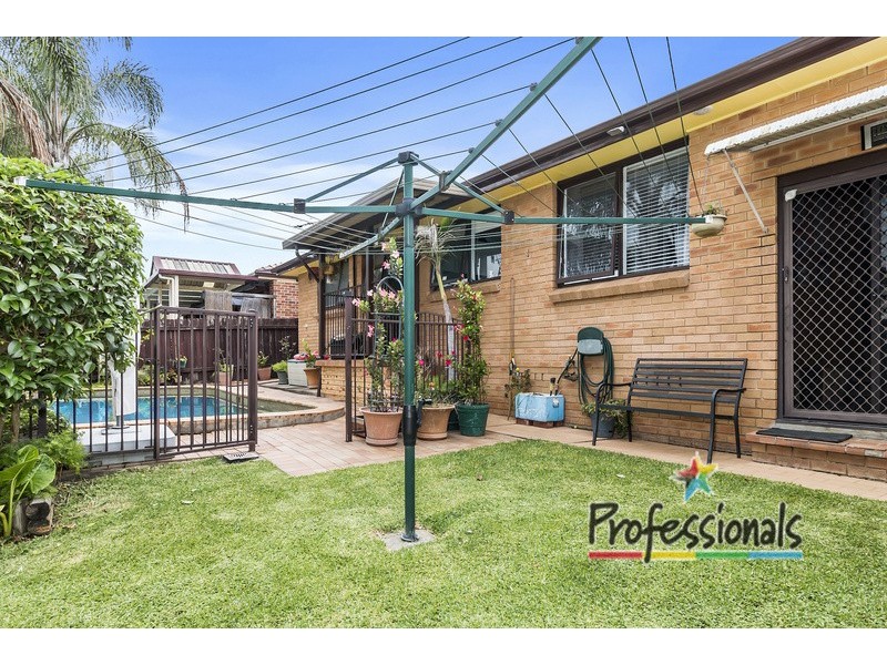 32 Jacaranda Crescent, Casula NSW 2170