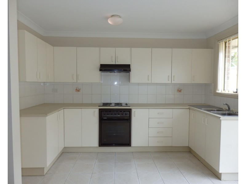 3/26 Holland Crescent, Casula NSW 2170