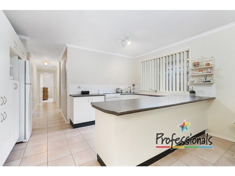 12 Slessor Road, Casula NSW 2170