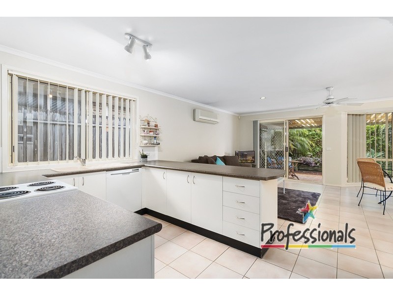 12 Slessor Road, Casula NSW 2170
