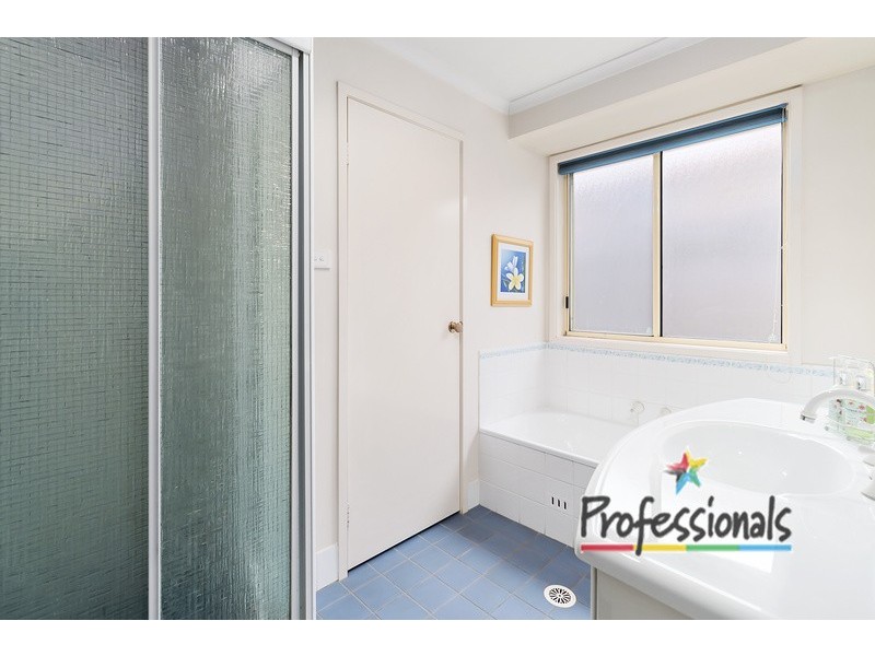 12 Slessor Road, Casula NSW 2170