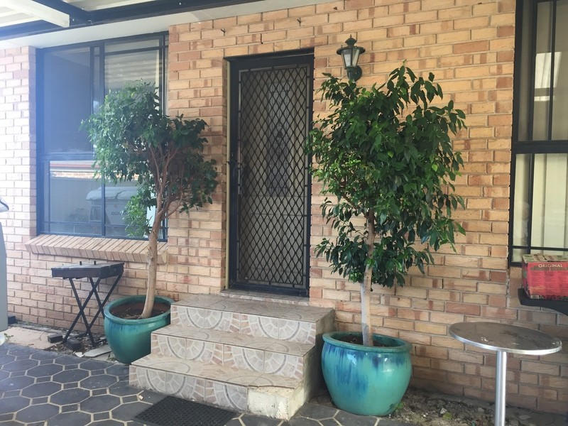 24A Thirroul Circuit, Prestons NSW 2170