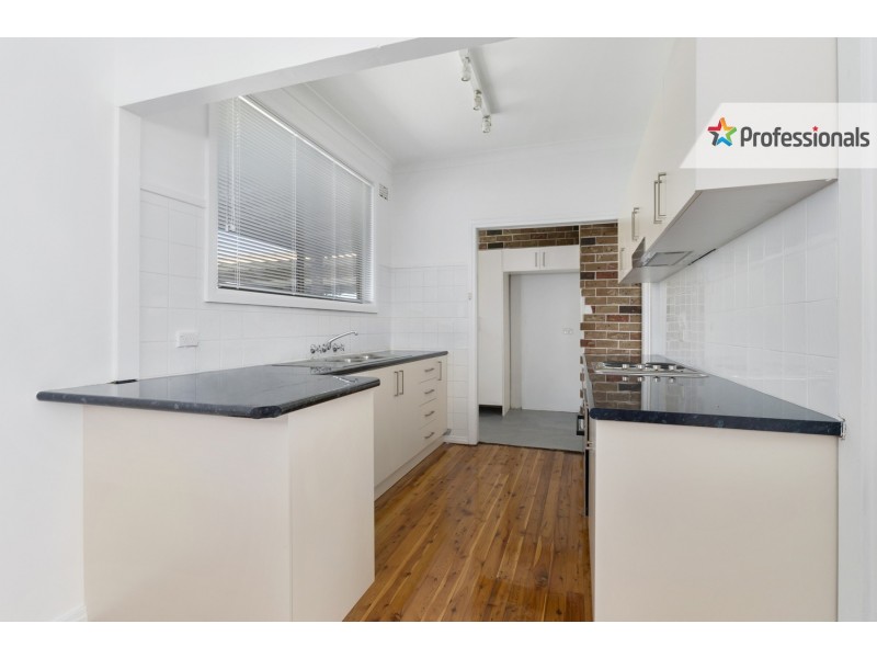 12 Edward Street, Lurnea NSW 2170