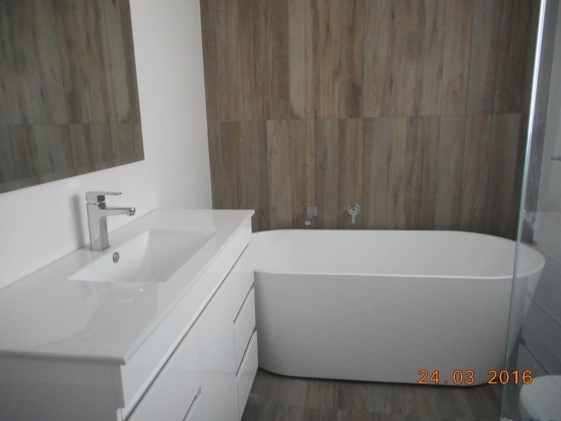 3B Kendall Drive, Casula NSW 2170