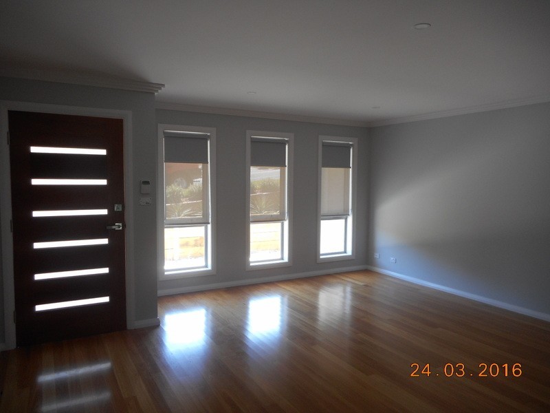 3B Kendall Drive, Casula NSW 2170