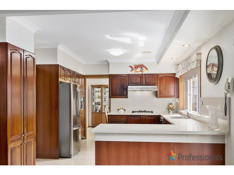 6 Gunsynd Avenue, Casula NSW 2170