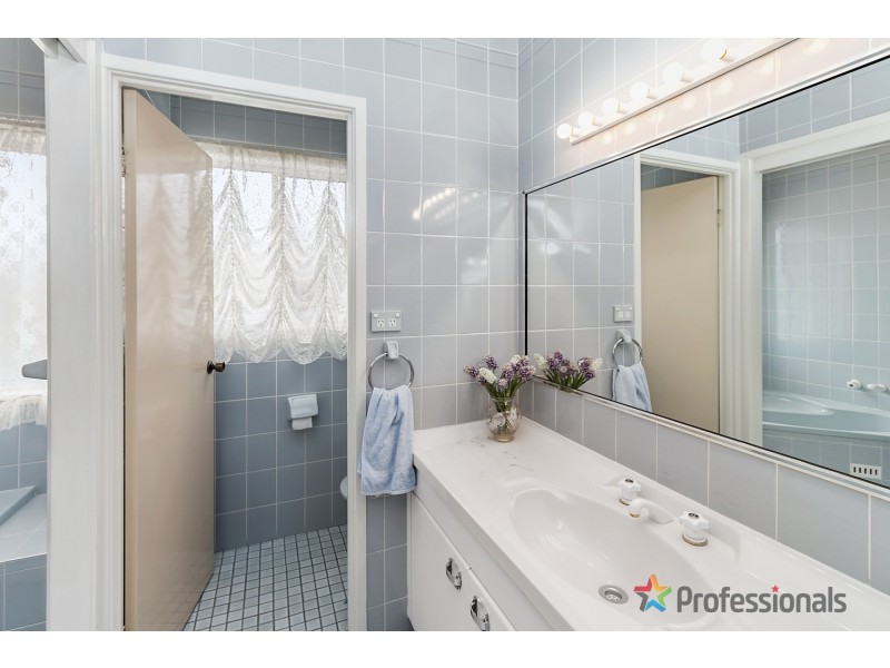 6 Gunsynd Avenue, Casula NSW 2170