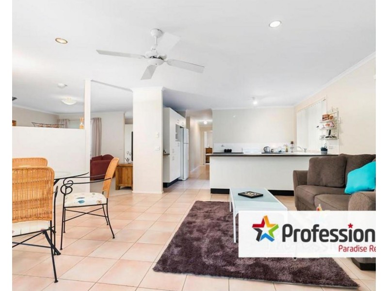 12 Slessor Road, Casula NSW 2170