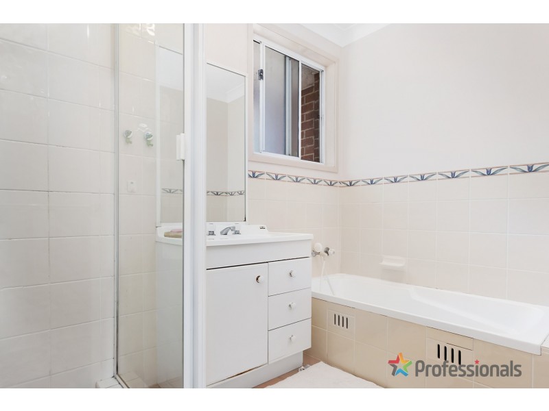 4/31 Holland Crescent, Casula NSW 2170