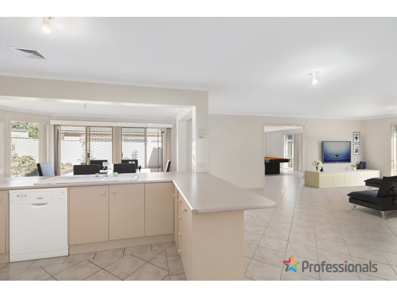7 Brayton Close, Prestons NSW 2170