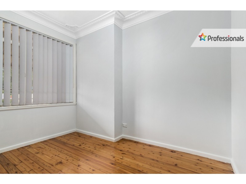 6 Dunmore Crescent, Casula NSW 2170