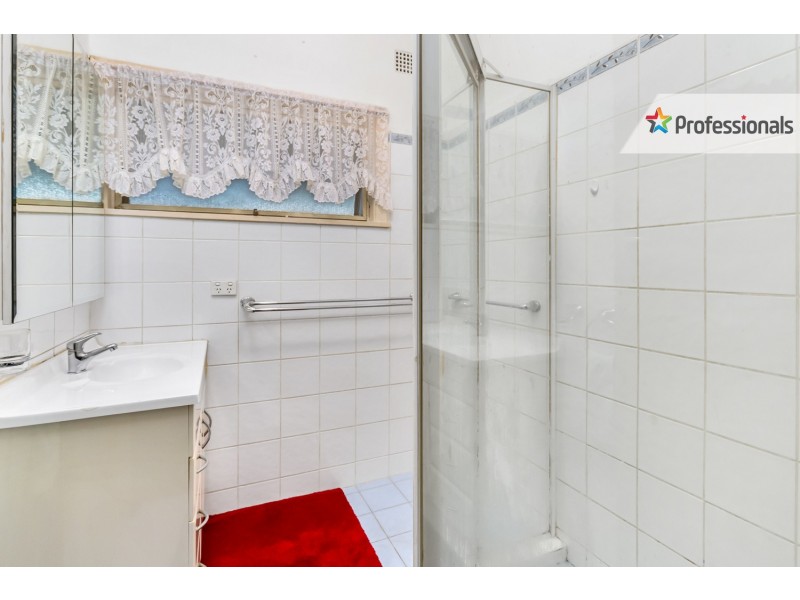 66 Fitzpatrick Crescent, Casula NSW 2170