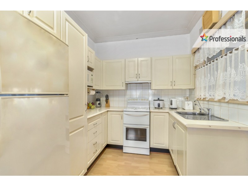 66 Fitzpatrick Crescent, Casula NSW 2170