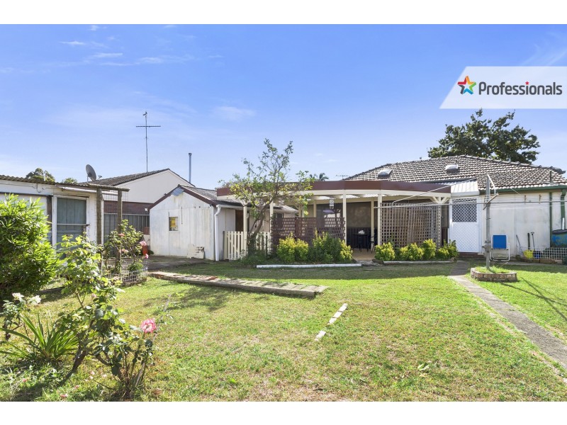 66 Fitzpatrick Crescent, Casula NSW 2170