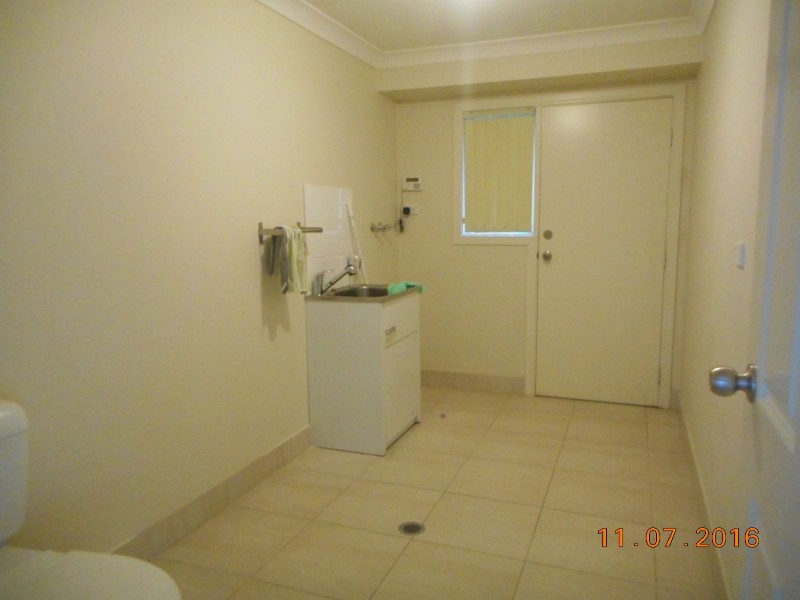 5 Figtree Place, Casula NSW 2170