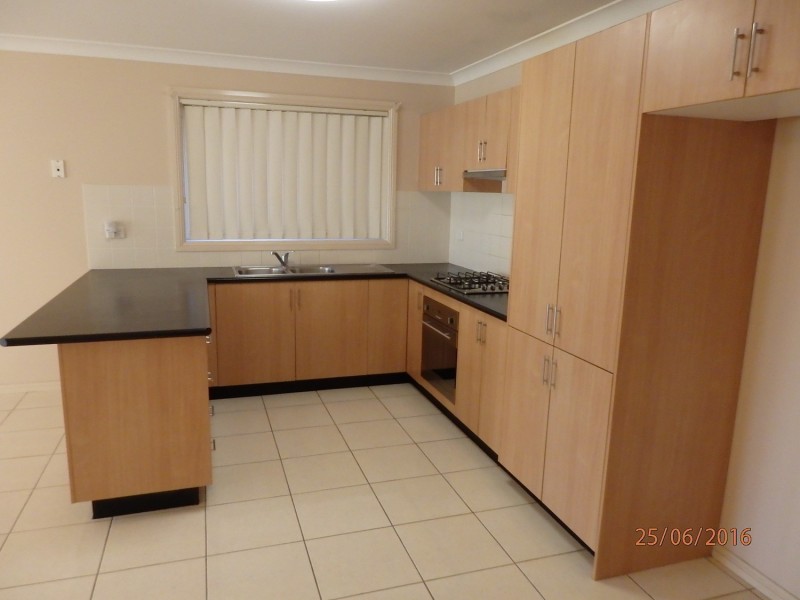 27B Mullenderree Street, Prestons NSW 2170