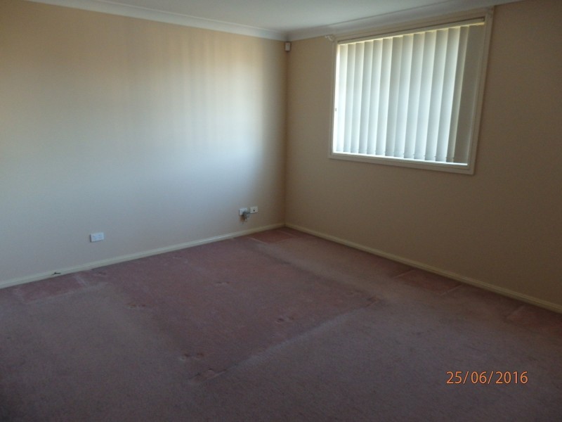 27B Mullenderree Street, Prestons NSW 2170