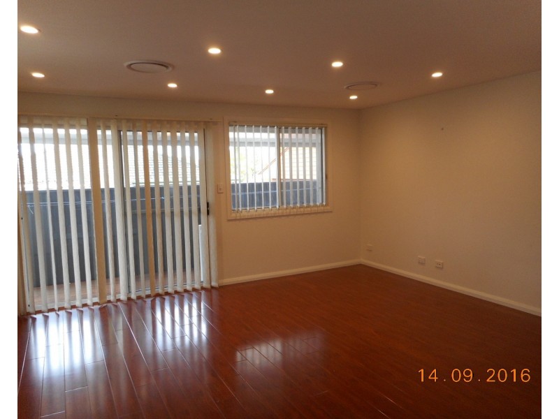 8A Lady Penhryn Close, Lurnea NSW 2170
